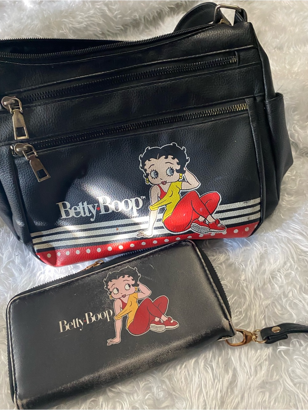 Betty Boop Black Red Yellow Graphic Wristlet Clutch Set vtg style